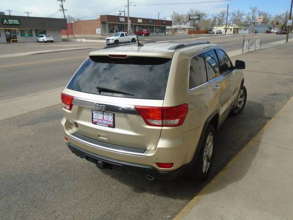 2011 Jeep Grand Cherokee - - by dealer - vehicle for sale in Pueblo, CO – photo 4