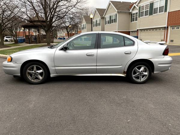 2004 Pontiac Grand Am - cars & trucks - by owner - vehicle... for sale in Chicago, IL – photo 3
