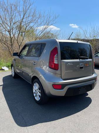 2012 Kia Soul wagon suv 80k miles for sale in Other, NY – photo 5