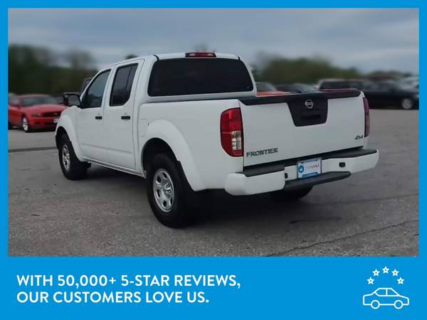 2017 Nissan Frontier Crew Cab S Pickup 4D 5 ft pickup White for sale in Winston Salem, NC – photo 6