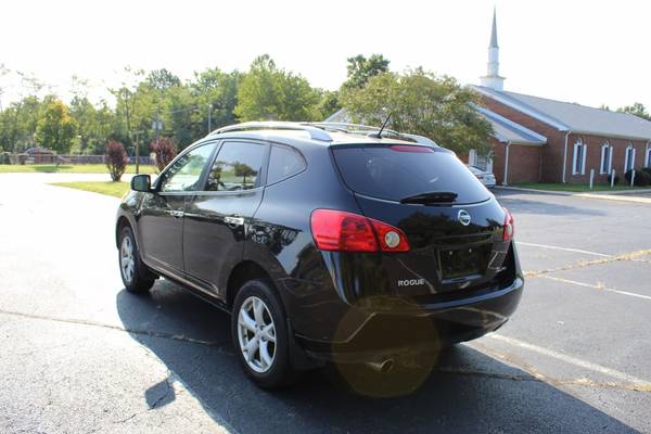 2010 *Nissan* *Rogue* S Sport Utility 4D WARRANTY FINANCING - cars &... for sale in Waldorf, District Of Columbia – photo 4