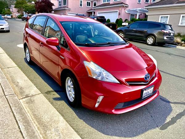 2012 Toyota Prius V fully-loaded for sale in Belmont, CA – photo 2