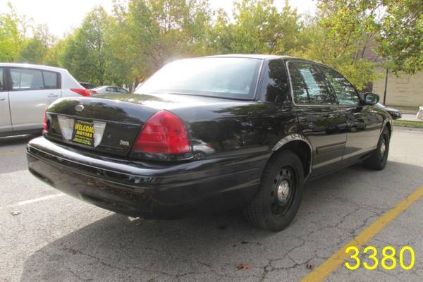 2011 FORD CROWN VICTORIA POLICE INTERCEPTOR - cars & trucks - by... for sale in Chicago, IL – photo 6