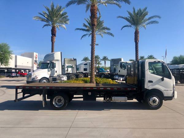 2015 HINO 195 18FT FLATBED LOW MILES for sale in Phoenix, AZ – photo 4