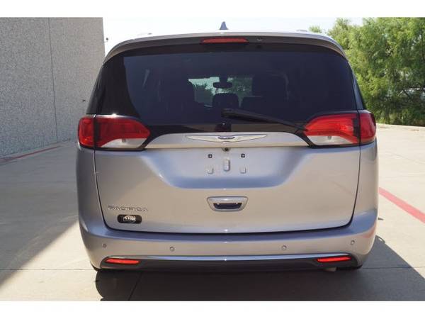 2018 Chrysler Pacifica Touring L for sale in Arlington, TX – photo 5
