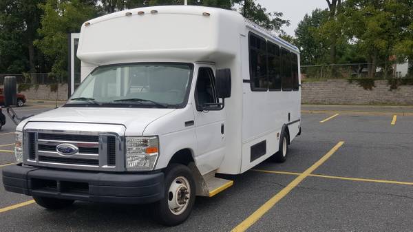 Ford e-450 passenger bus for sale in West New York, NJ – photo 2