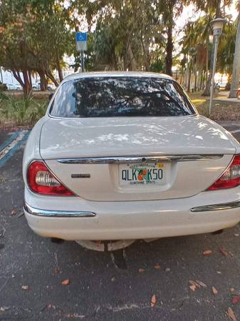 jaguar xj8 - - by dealer - vehicle automotive sale for sale in Fort Myers, FL – photo 3