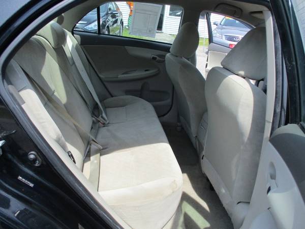 2009 Toyota Corolla S 4-Speed AT - cars & trucks - by dealer -... for sale in Somersworth , NH – photo 12
