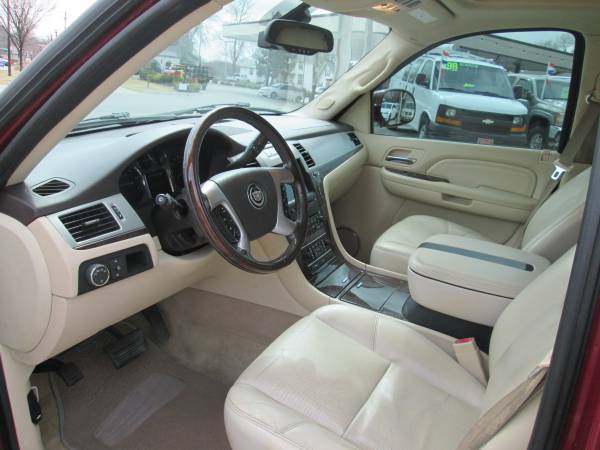 2007 CADILLAC ESCALADE LUXURY - cars & trucks - by dealer - vehicle... for sale in Lincoln, NE – photo 11