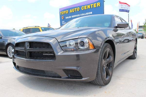 2014 Dodge Charger RT sedan Granite Crystal Metallic Clearcoat for sale in Cypress, TX – photo 3