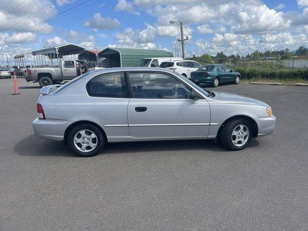 2002 Hyundai Accent GS Hatchback 2D - - by dealer for sale in Eugene, OR – photo 5