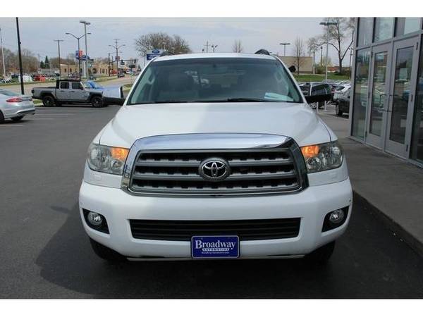 2008 Toyota Sequoia SUV Limited Green Bay - - by for sale in Green Bay, WI – photo 9