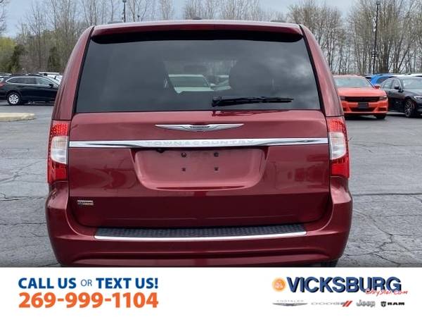 2013 Chrysler Town & Country Touring - - by dealer for sale in Vicksburg, MI – photo 6