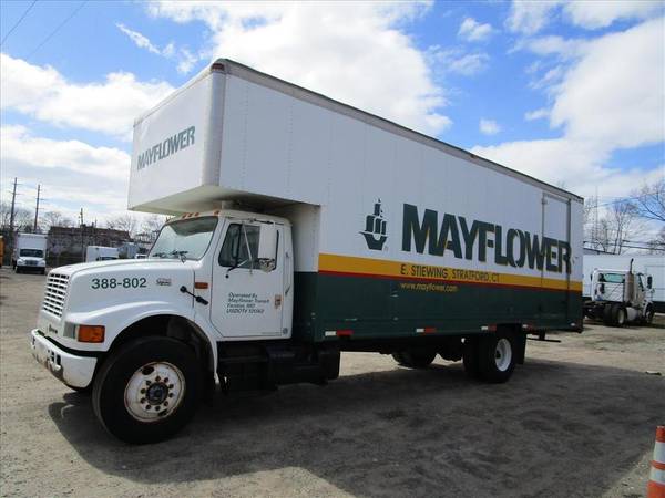 2001 International 4700 26 Moving Truck 6spd 4384 for sale in Coventry, RI – photo 3