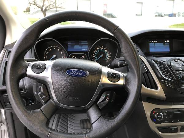 2012 FORD FOCUS SEL - cars & trucks - by dealer - vehicle automotive... for sale in Alpharetta, GA – photo 10