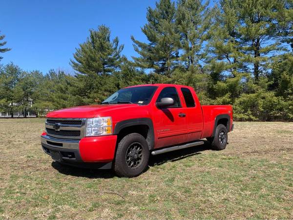 2010 Chevy Silverado 1500 LT for sale in Windham, NH – photo 2