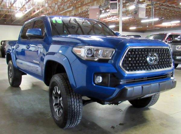 2018 Toyota Tacoma 4WD SR5 V6 4x4 4dr Double Cab 5.0 ft SB Pickup Truc for sale in Portland, OR – photo 6