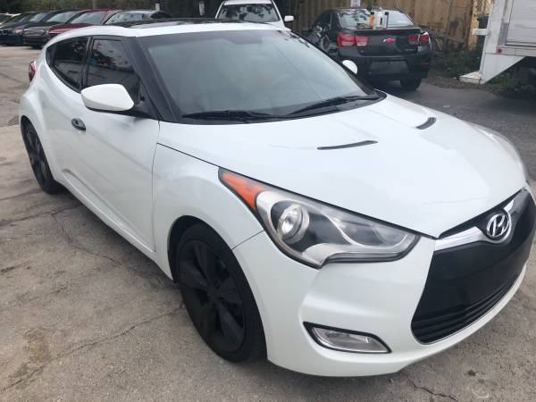 2013 Hyundai Veloster - - by dealer - vehicle for sale in TAMPA, FL – photo 2