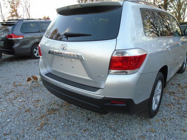 2012 Toyota Highlander ( 3rd Row ) * Leather * AWD * 3.5L - cars &... for sale in Hickory, TN – photo 9
