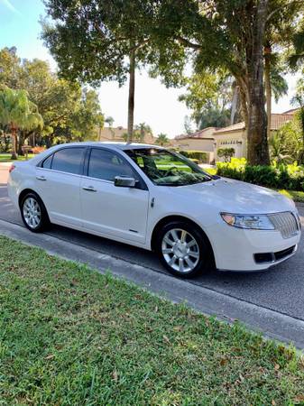 2011’ Lincoln MKZ 94k miles - cars & trucks - by owner - vehicle... for sale in North Fort Myers, FL – photo 4