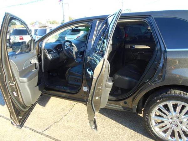 2011 Lincoln MKX FWD - cars & trucks - by dealer - vehicle... for sale in Tyler, TX – photo 7