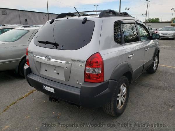 2006 Hyundai Tucson Silver - - by dealer - vehicle for sale in Woodbridge, District Of Columbia – photo 3