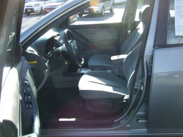 2010 Hyundai Elantra GLS 4dr Sedan 138602 Miles - cars & trucks - by... for sale in Turner, ME – photo 15