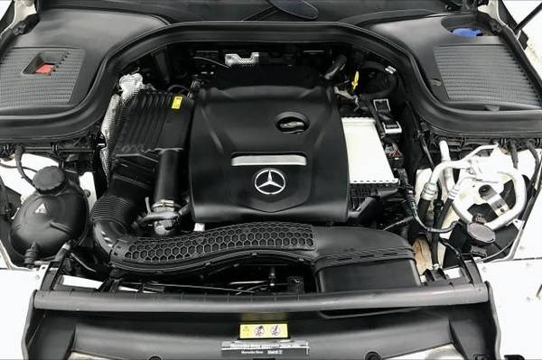 2019 Mercedes-Benz GLC GLC 300 - EASY APPROVAL! - - by for sale in Honolulu, HI – photo 9