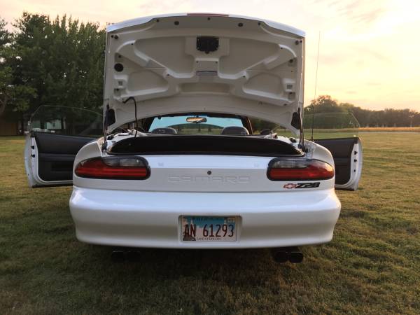 1995 Chevrolet Camaro z28 convertible - cars & trucks - by owner -... for sale in Springfield, IL – photo 9