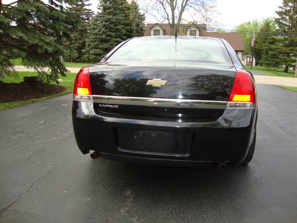 2011 Chevy Caprice Police Interceptor (Low Miles/6 0 Engine/1 Owner) for sale in Deerfield, WI – photo 6