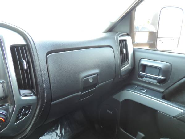 2015 Chevrolet Silverado 2500HD Crew Cab LTZ 4x4 Diesel for sale in Bentonville, AR – photo 13