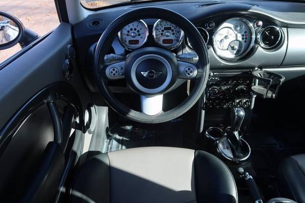 2005 Mini Cooper Hardtop Base - cars & trucks - by dealer - vehicle... for sale in Indianapolis, IN – photo 17