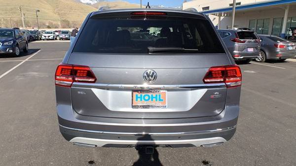 2018 VW Volkswagen Atlas 3 6L V6 SEL Premium hatchback - cars & for sale in Carson City, NV – photo 4