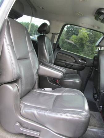 2008 CADILLAC ESCALADE ESV 4x4 LIFTED TV/DVD LEATHER HTD SEATS NAVI for sale in Mishawaka, IN – photo 20