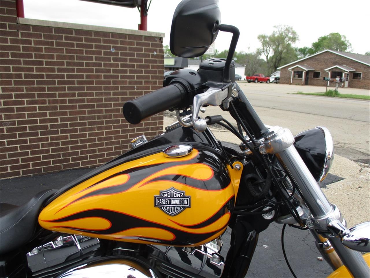 2011 Harley-Davidson Dyna Wide Glide for sale in Sterling, IL – photo 12