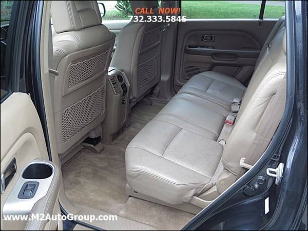 2004 Honda Pilot EX L 4dr 4WD SUV w/Leather and Entertainment Syste for sale in East Brunswick, NJ – photo 17