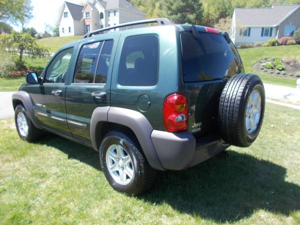 JEEP LOW MILES LIBERTY 4X4 2003 105 K MILES - - by for sale in Middleton, MA – photo 5