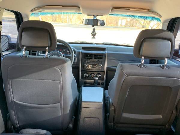 2011 Jeep Liberty from Texas for sale in Omaha, NE – photo 9