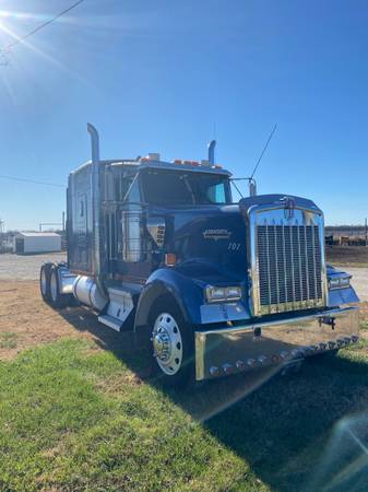 1997 Kenworth W900L - cars & trucks - by owner - vehicle automotive... for sale in Hartford, KS – photo 3