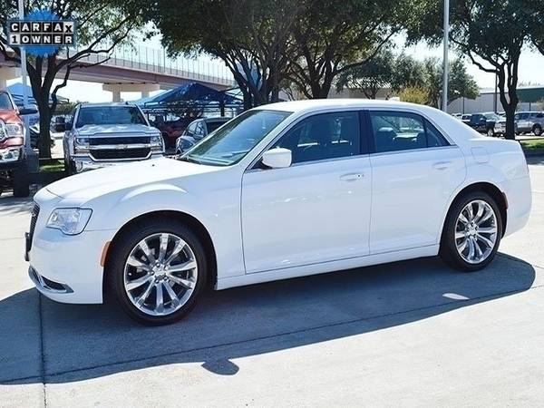 2019 Chrysler 300 Touring - cars & trucks - by dealer - vehicle... for sale in GRAPEVINE, TX – photo 9