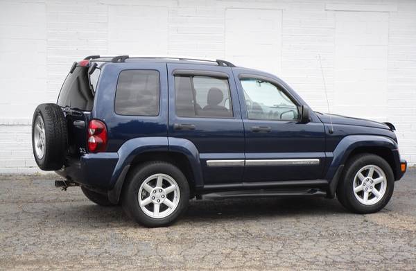 ** 2006 Jeep Liberty Limited Rust Free Well Maintained SUV 4x4 ** -... for sale in Minerva, OH – photo 2