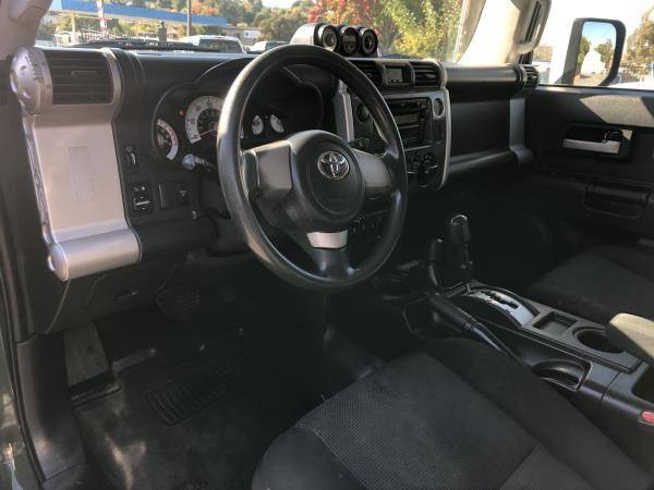 2010 TOYOTA FJ CRUISER 4X4 * ONE OWNER / FINANCE AVAILABLE * - cars... for sale in Martinez, CA – photo 7
