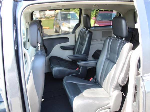 2011 Chrysler Town Country Touring-L - cars & trucks - by dealer -... for sale in Charlottesville, VA – photo 13
