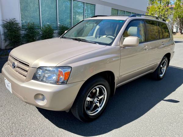 2005 TOYOTA HIGHLANDER AWD 1 OWNER LIMITED, ONLY 111K MILES, 3rd for sale in Tualatin, OR – photo 2