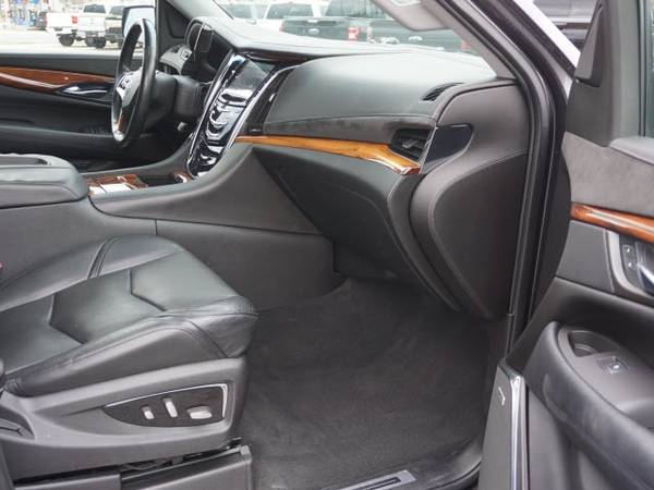 2015 Cadillac Escalade ESV Luxury - - by for sale in Muskegon, MI – photo 4