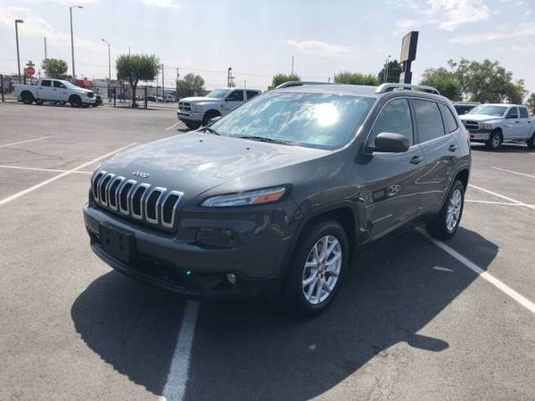 2015 Jeep Cherokee Latitude - cars & trucks - by dealer - vehicle... for sale in Albuquerque, NM