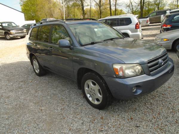 2005 Toyota ( 1 Owner ) Highlander LTD ( 3rd Row ) 153k - cars & for sale in Hickory, TN – photo 3
