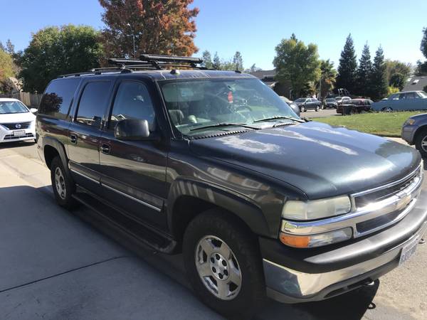 Chevy Suburban 4X4, smogged, 2020 Tags, 183 K Miles , 3rd Row for sale in Rio Linda, CA – photo 3