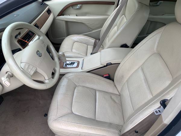 2009 Volvo S80 3 2 white/tan 149, 000 miles Alloys/Roof - cars & for sale in Baltimore, MD – photo 4