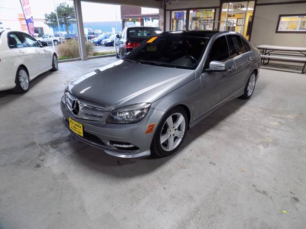 2011 MERCEDES-BENZ C-CLASS - cars & trucks - by dealer - vehicle... for sale in Oklahoma City, OK – photo 3